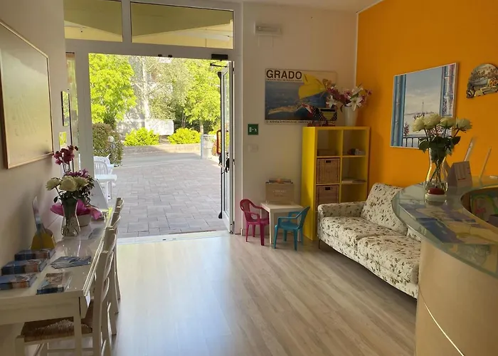 Отель Ai Fiori 2*