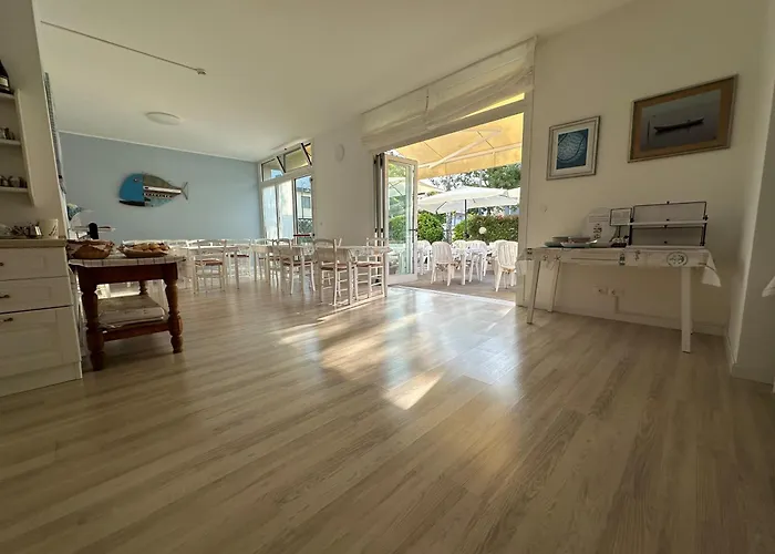 Отель Ai Fiori Градо