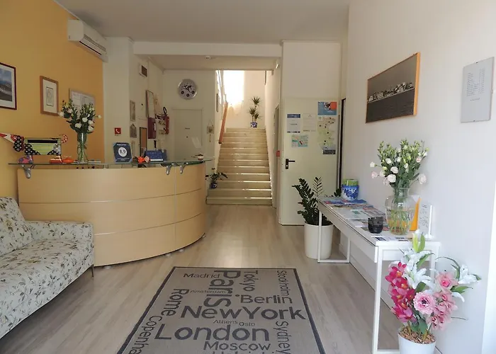 Ai Fiori Отель Градо